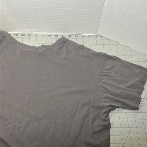 Auburn Graphic T-Shirt - Picture 8 of 9